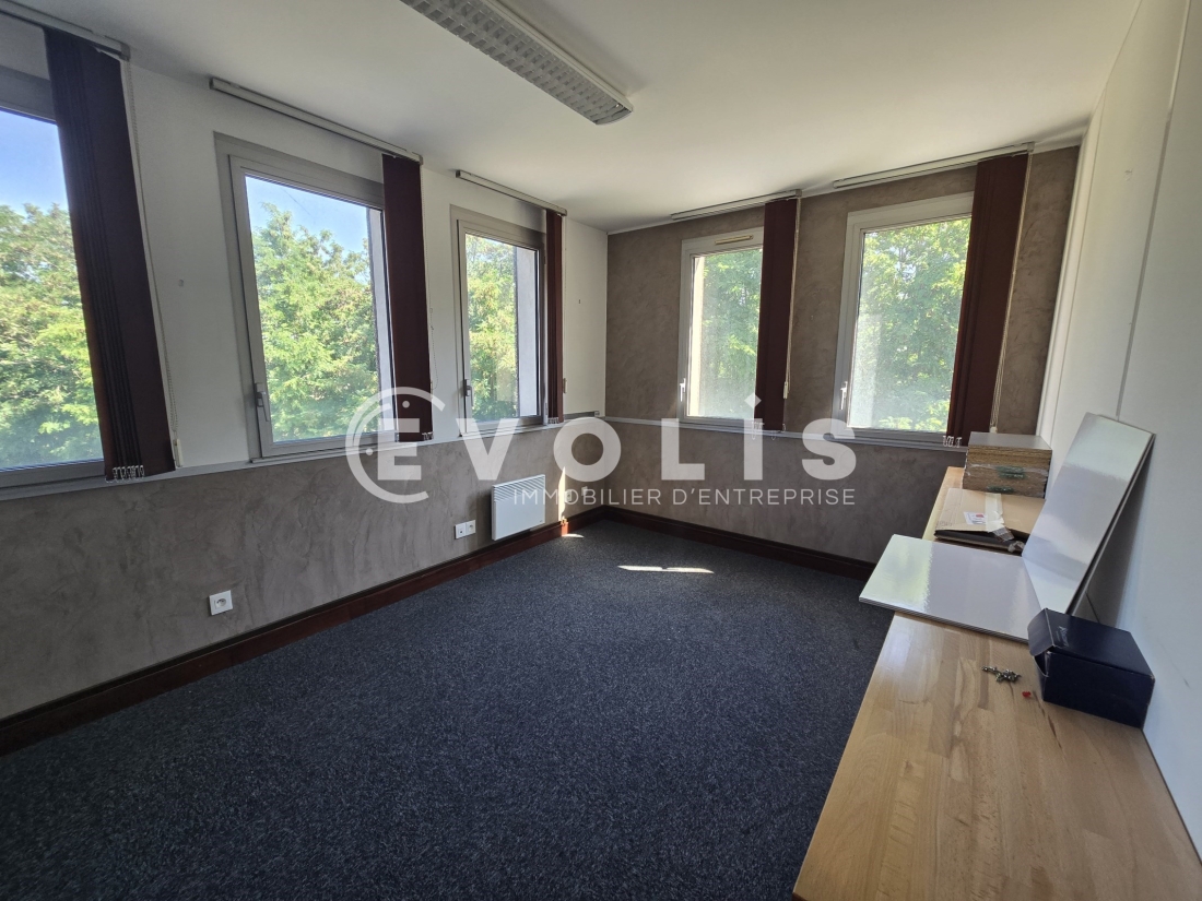 Photo 6 – location bureaux	IGNY (91430)