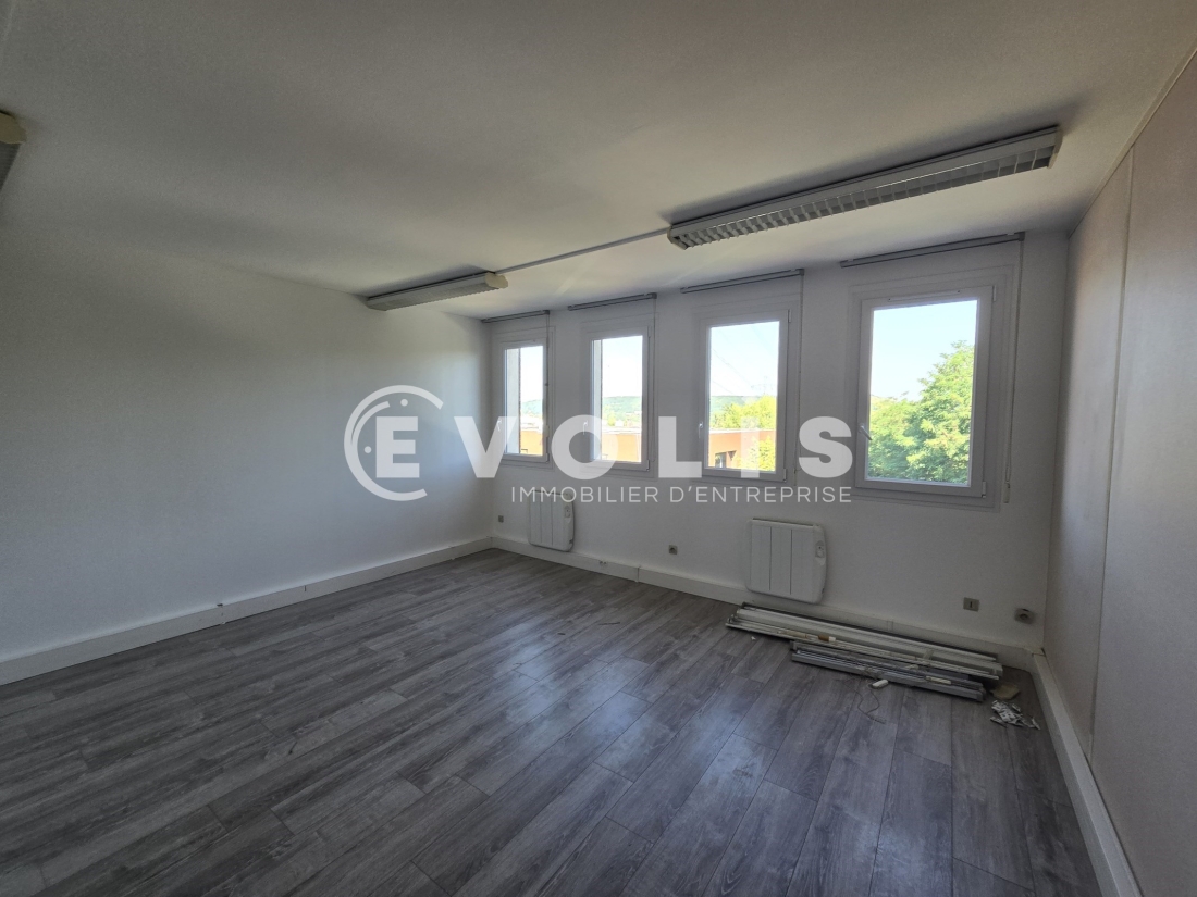 Photo 9 – location bureaux	IGNY (91430)