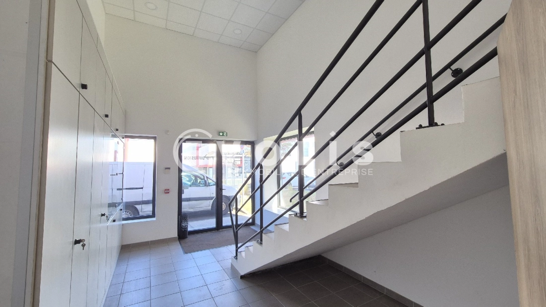 Photo 3 – location Entrepôts / activités	CHANTELOUP EN BRIE (77600)