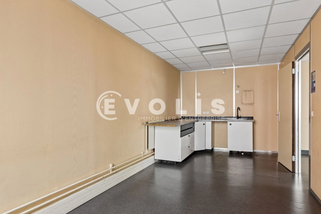 Photo 12 – location bureaux	CACHAN (94230)