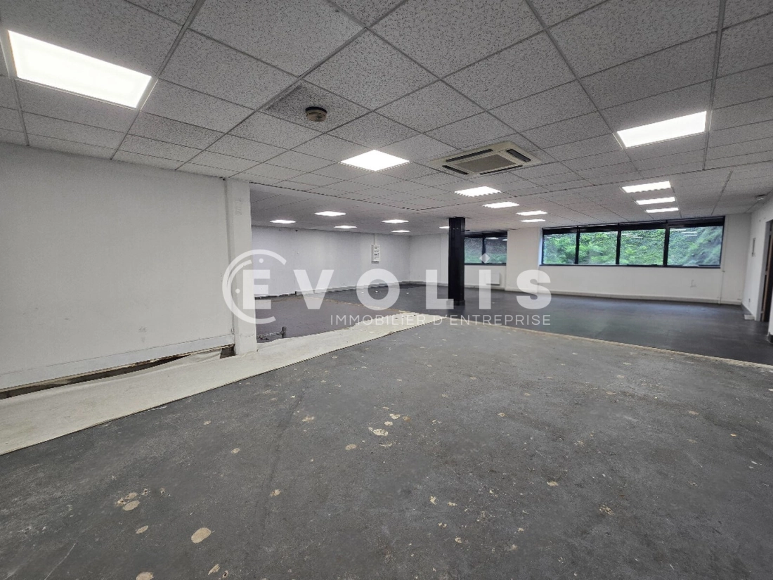 Photo 3 – location Entrepôts / activités	LES ULIS (91940)
