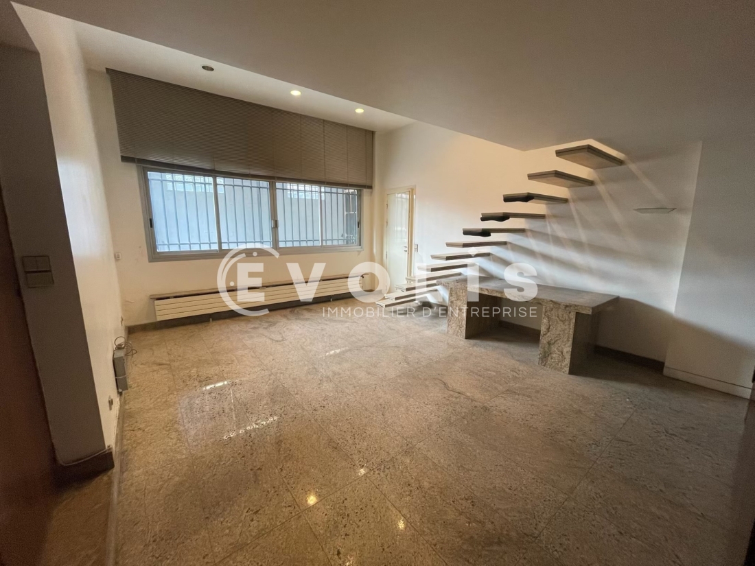 Photo 12 – vente Entrepôts / activités	MAISONS ALFORT (94700)