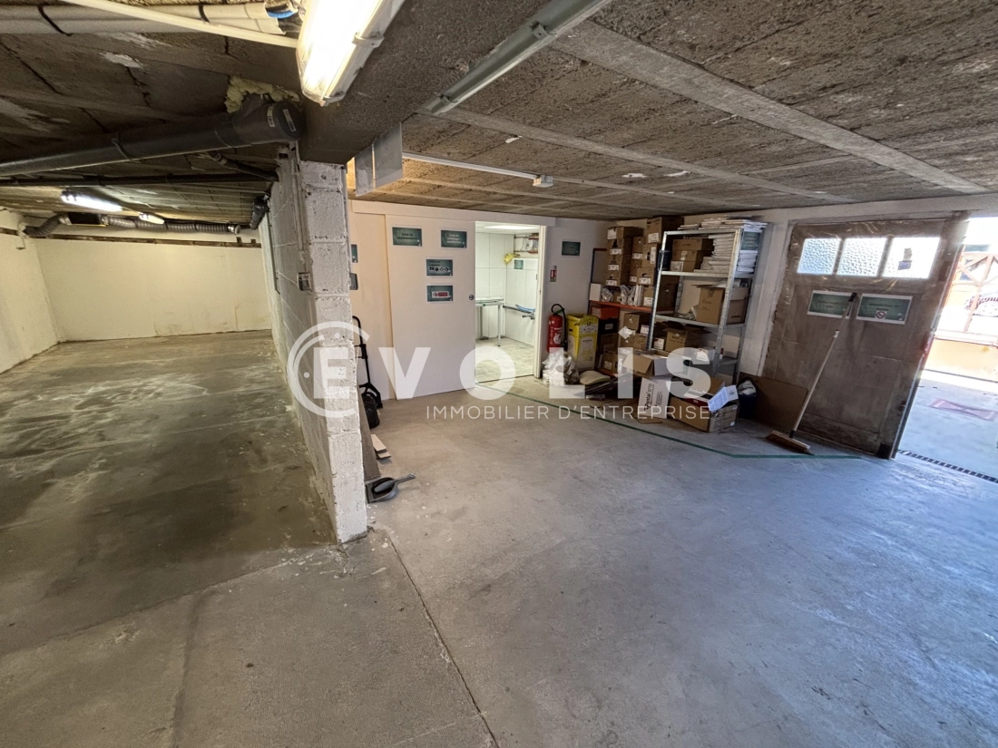 Photo 7 – location Locaux commerciaux	PONT DE METZ (80480)