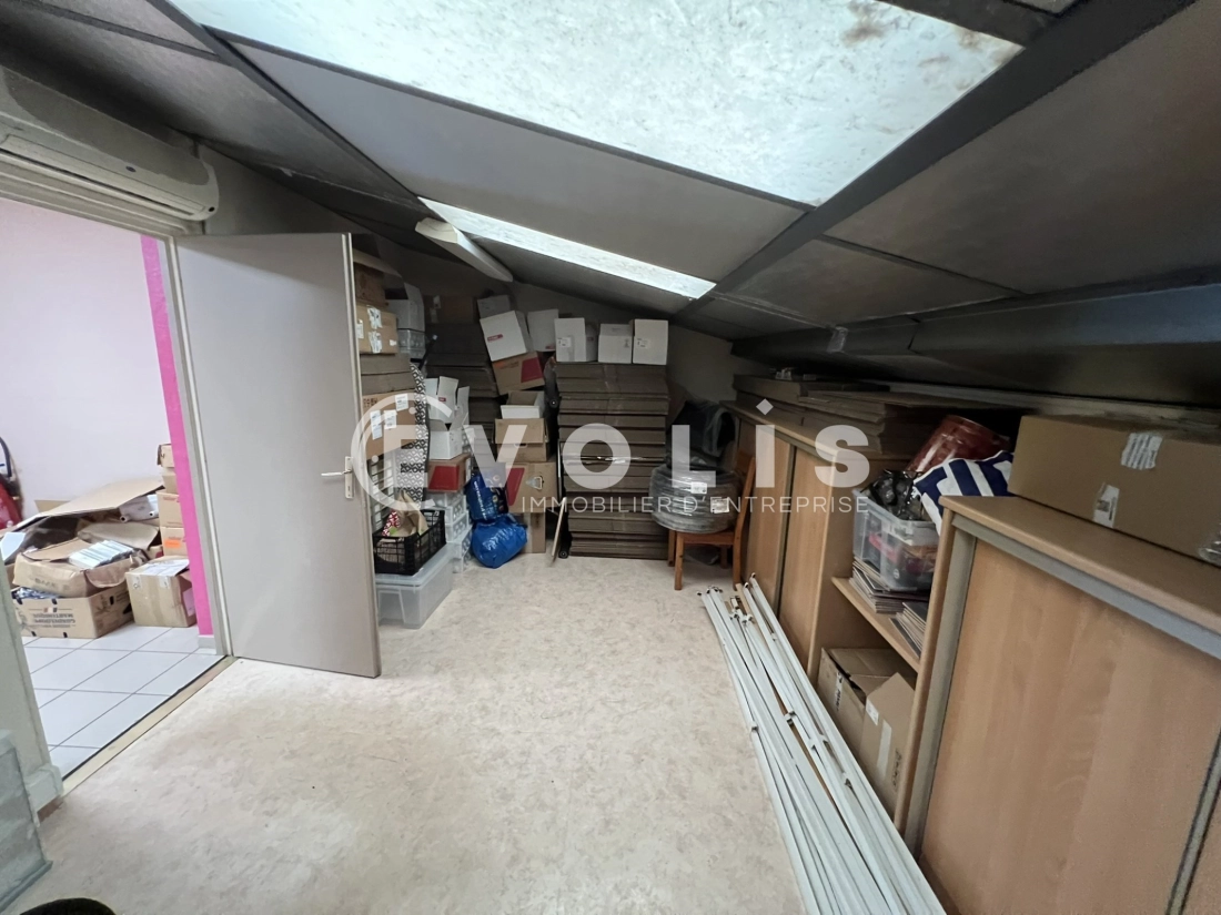 Photo 13 – vente bureaux	VENISSIEUX (69200)