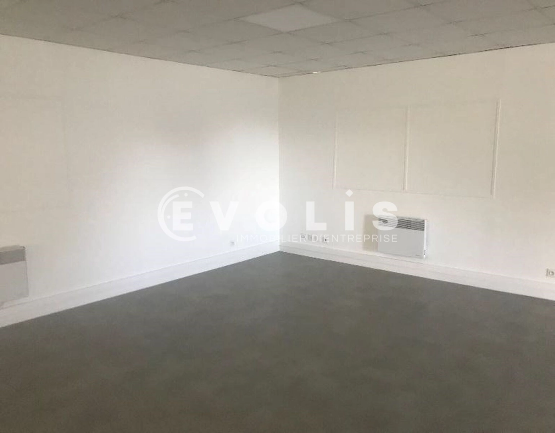 Photo 7 – location bureaux	QUINCY VOISINS (77860)