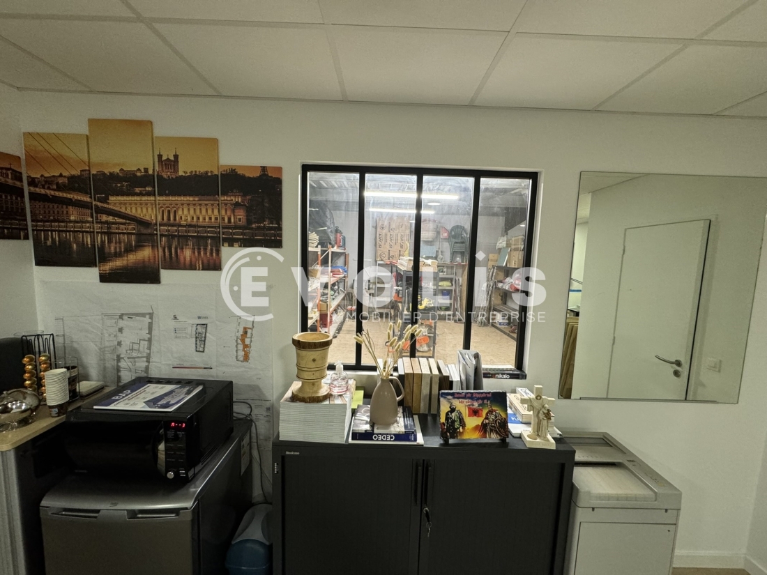 Photo 10 – location Entrepôts / activités	BEYNOST (01700)