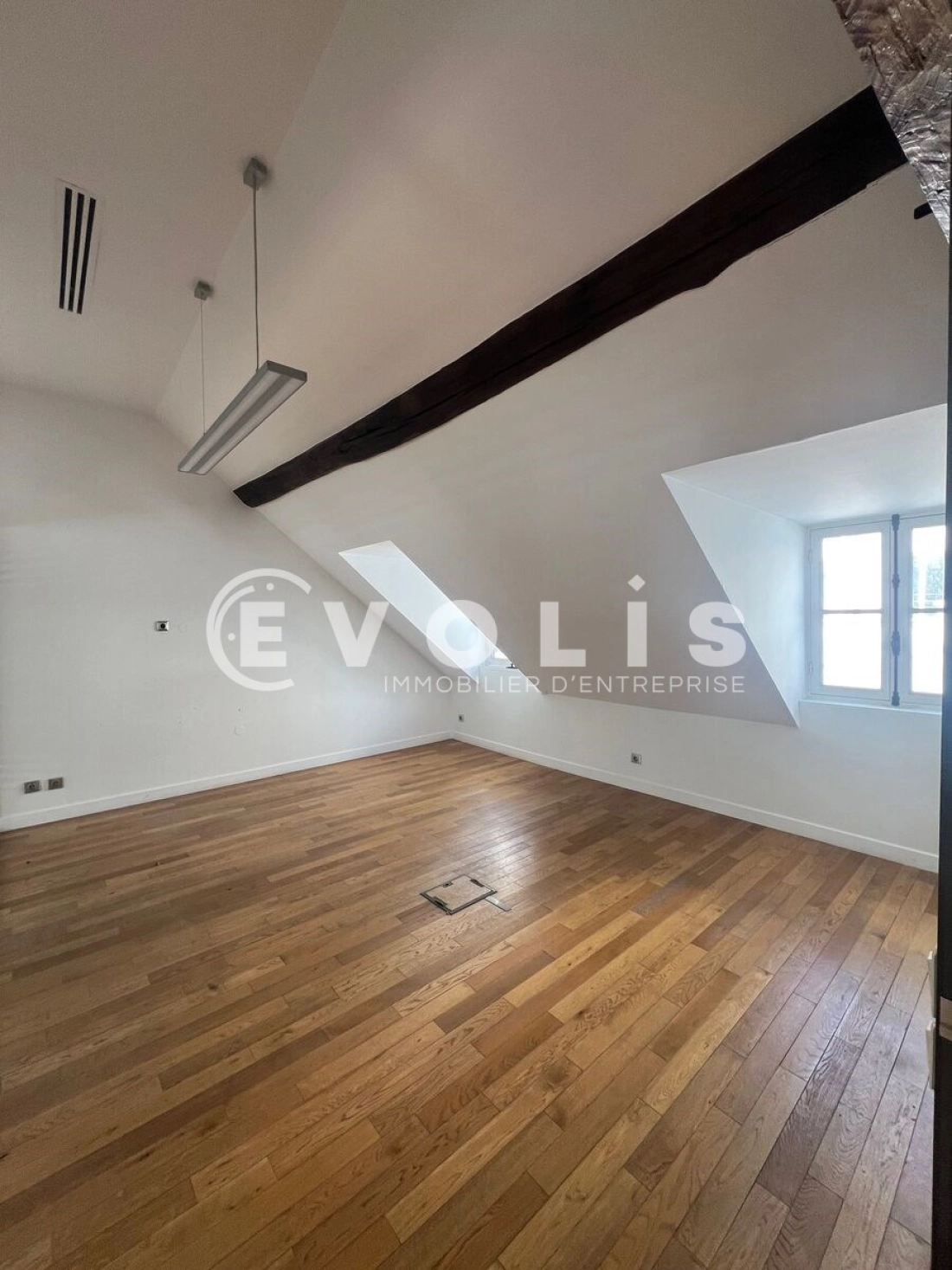 Photo 5 – location bureaux	PARIS (75009)