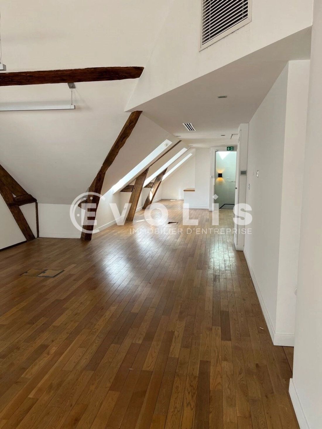 Photo 7 – location bureaux	PARIS (75009)