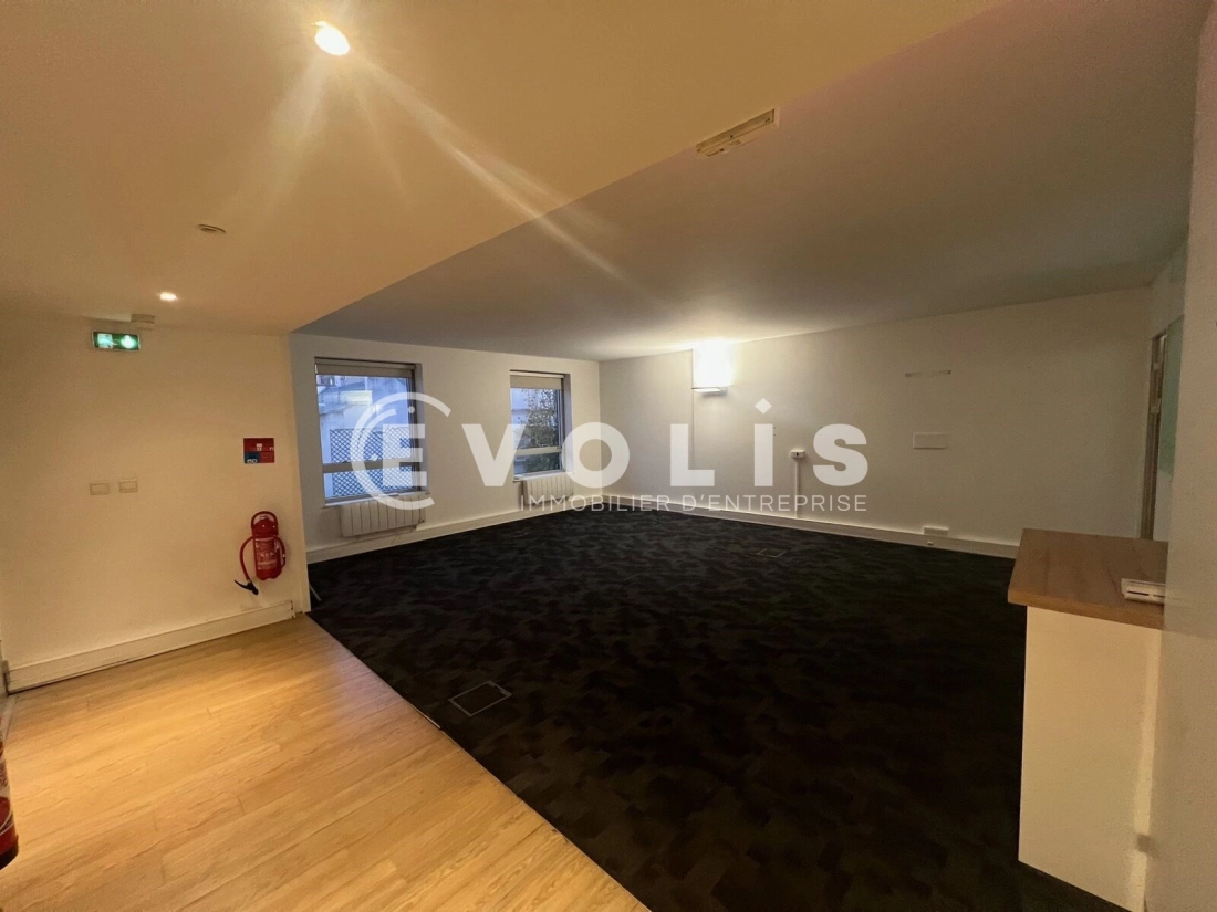 Photo 3 – location bureaux	PARIS (75009)