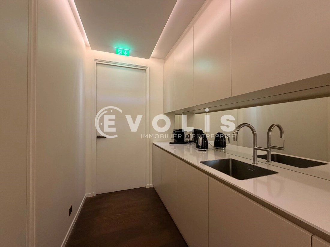 Photo 7 – location bureaux	PARIS (75016)