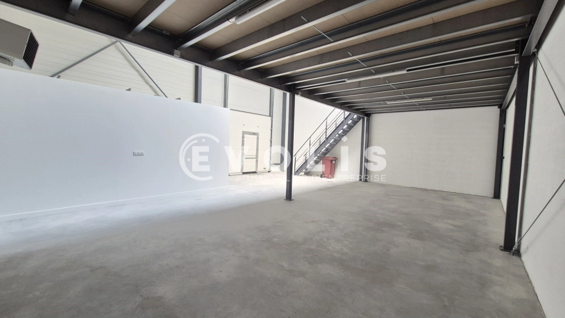 Photo 6 – location Entrepôts / activités	BUSSY SAINT GEORGES (77600)