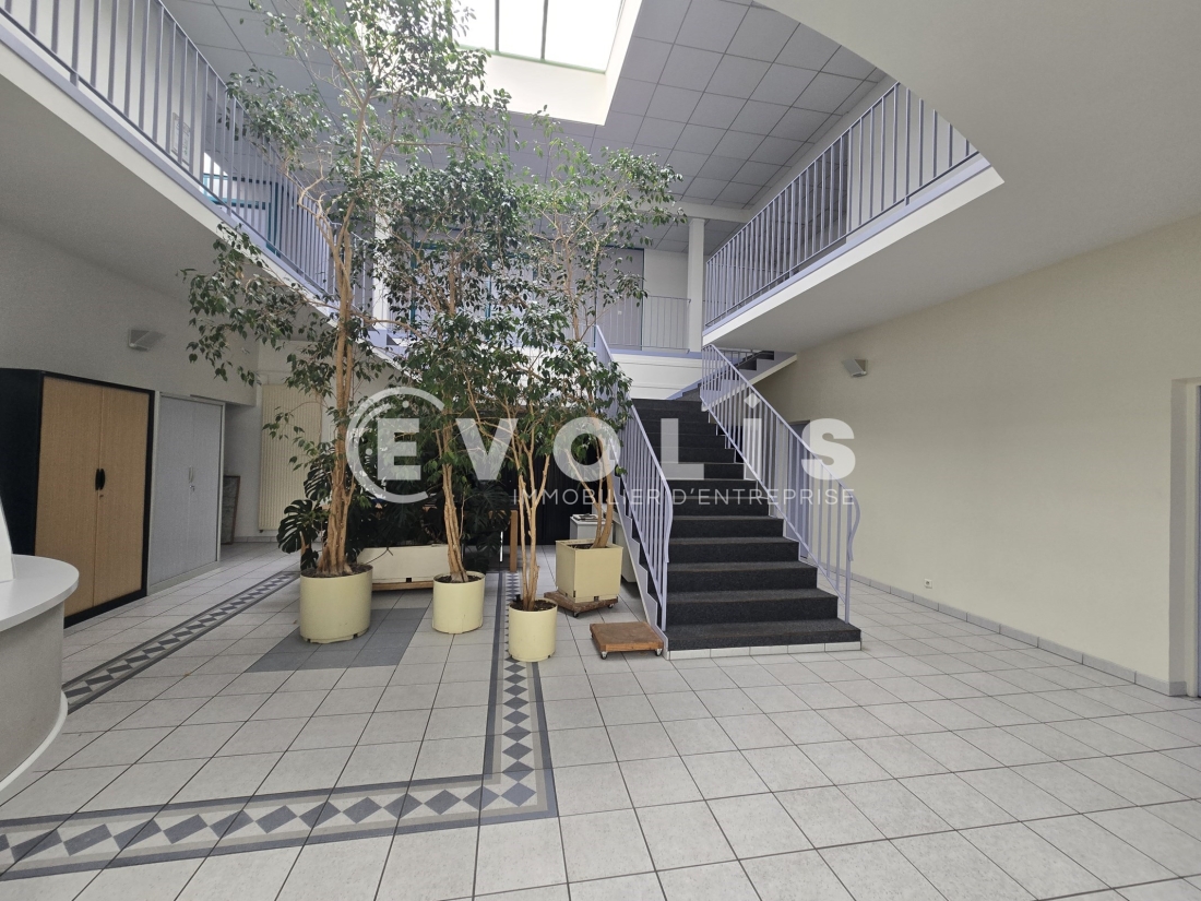 Photo 2 – location bureaux	GOMETZ LE CHATEL (91940)