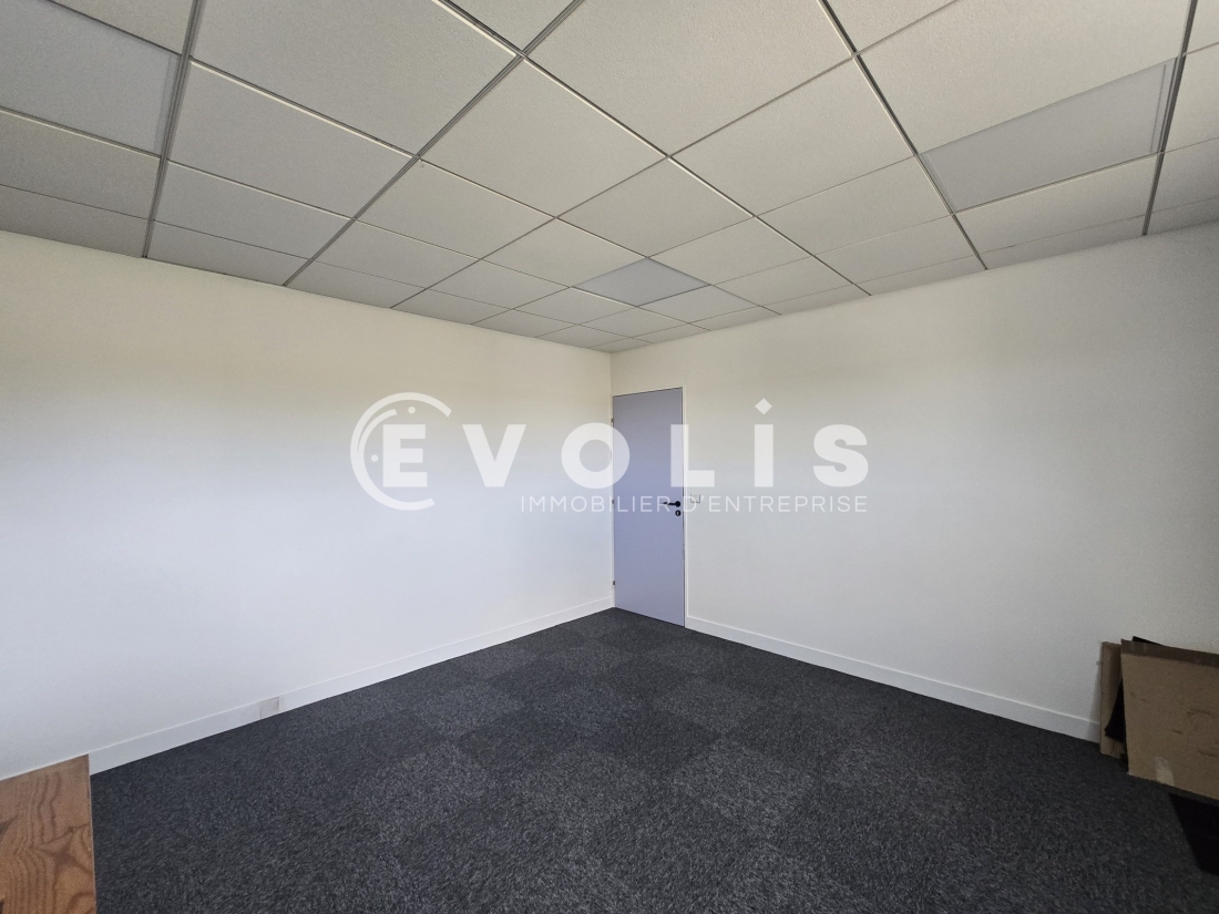 Photo 5 – location bureaux	GOMETZ LE CHATEL (91940)
