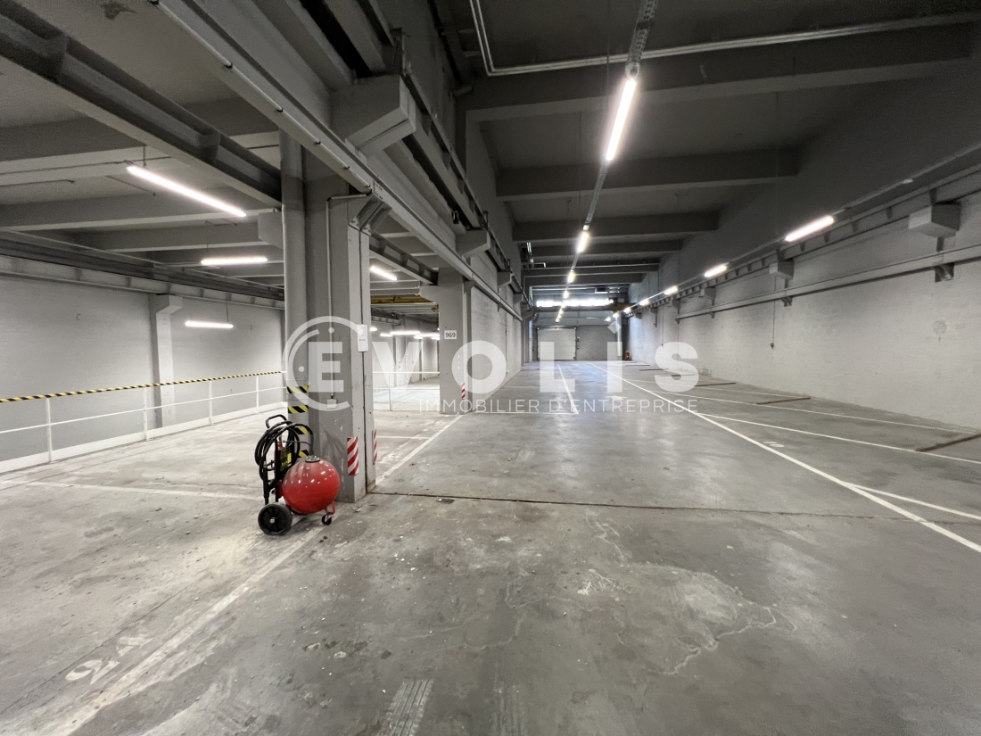 Photo 2 – location Entrepôts / activités	BAGNOLET (93170)