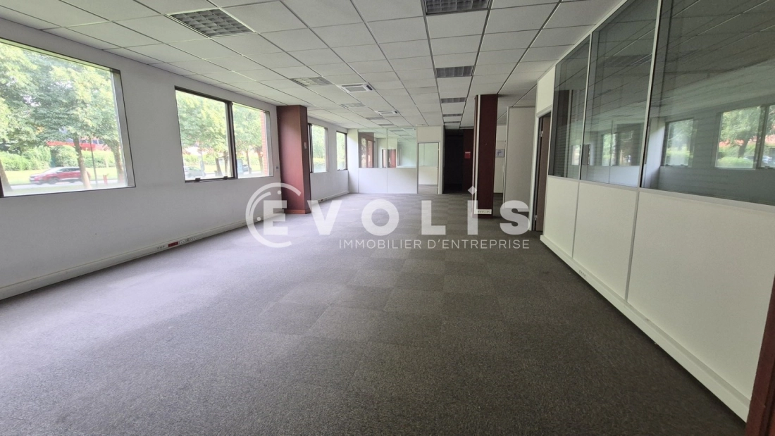 Photo 5 – location bureaux	SAINT THIBAULT DES VIGNES (77400)