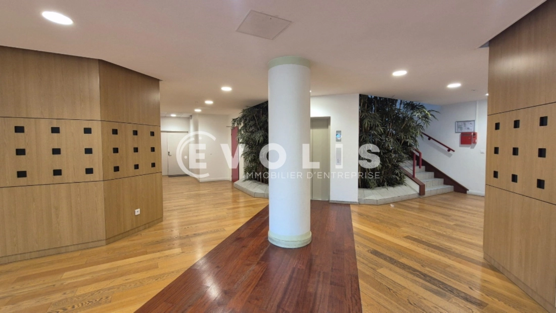 Photo 2 – location bureaux	SAINT THIBAULT DES VIGNES (77400)