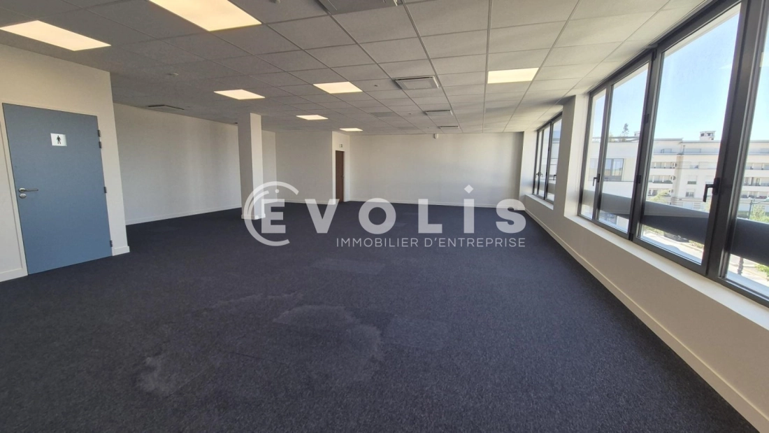 Photo 5 – location bureaux	CHESSY (77700)