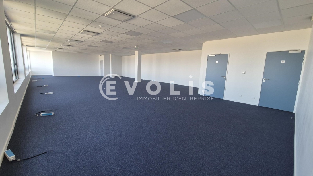 Photo 5 – location bureaux	CHESSY (77700)