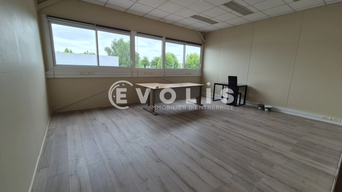 Photo 13 – location bureaux	QUINCY VOISINS (77860)