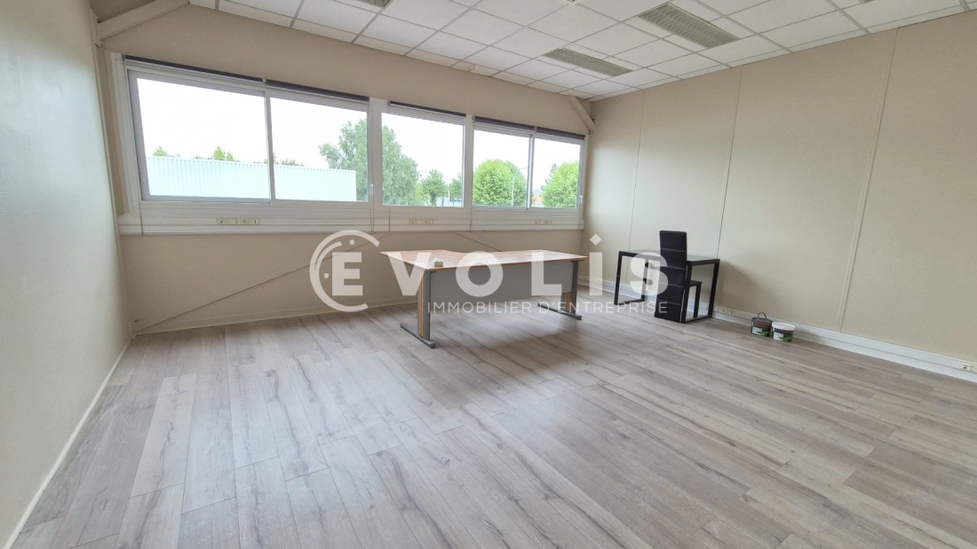 Photo 14 – location bureaux	QUINCY VOISINS (77860)