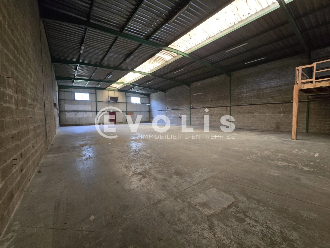 Photo 3 – location Entrepôts / activités	WISSOUS (91320)