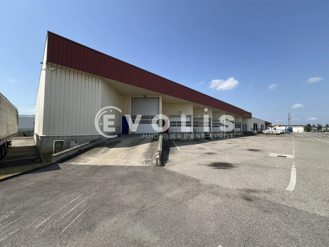 Photo 2 – location Entrepôts / activités	CORBAS (69960)