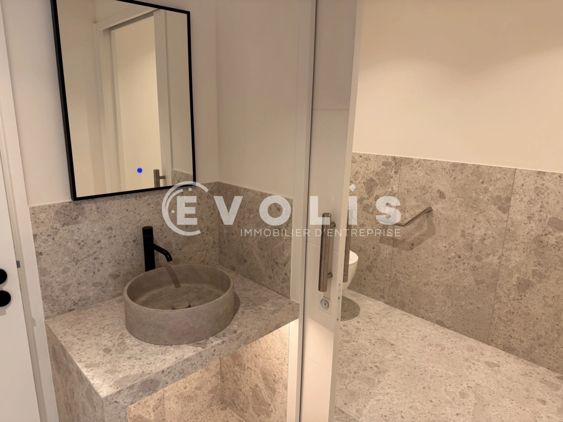 Photo 11 – location bureaux	PARIS (75017)