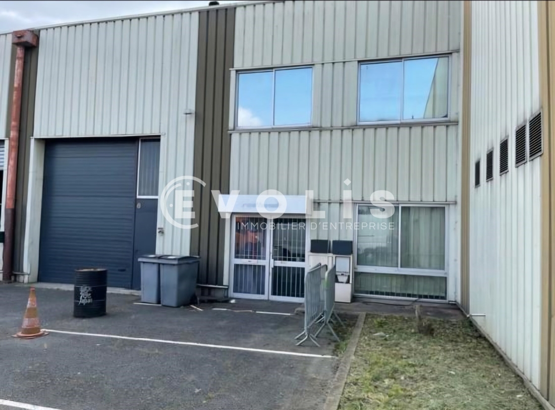 Photo 1 – vente Entrepôts / activités	MONTGERON (91230)