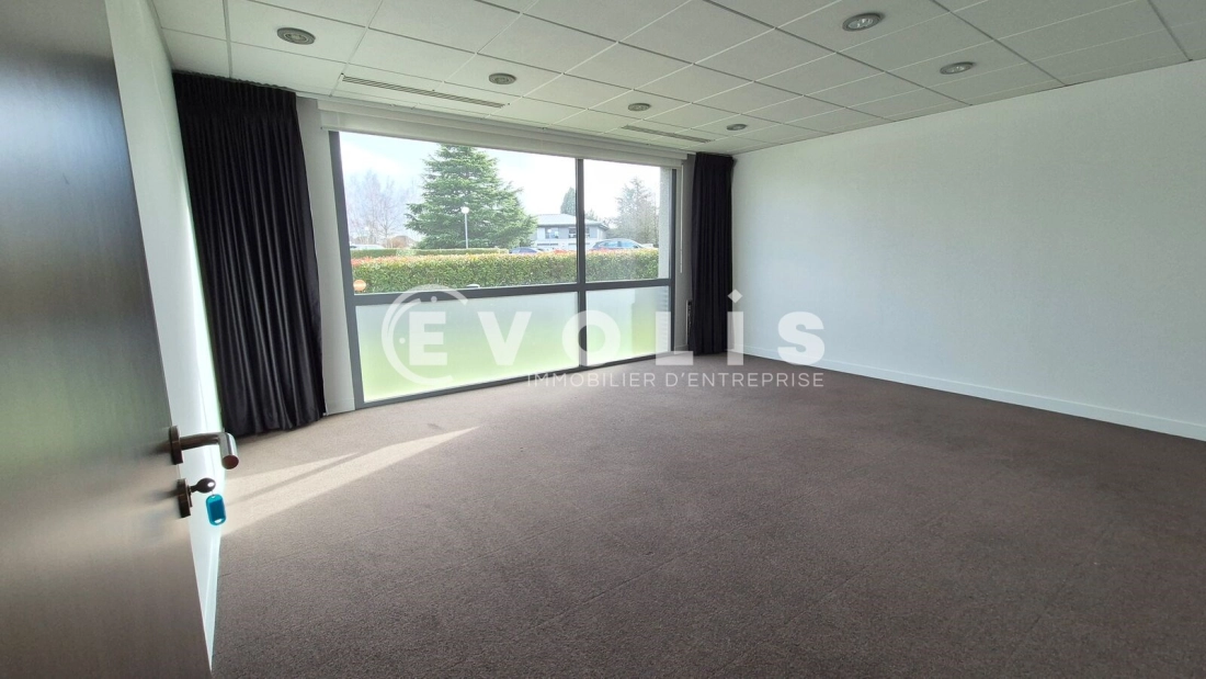 Photo 7 – location bureaux	MAGNY LE HONGRE (77700)