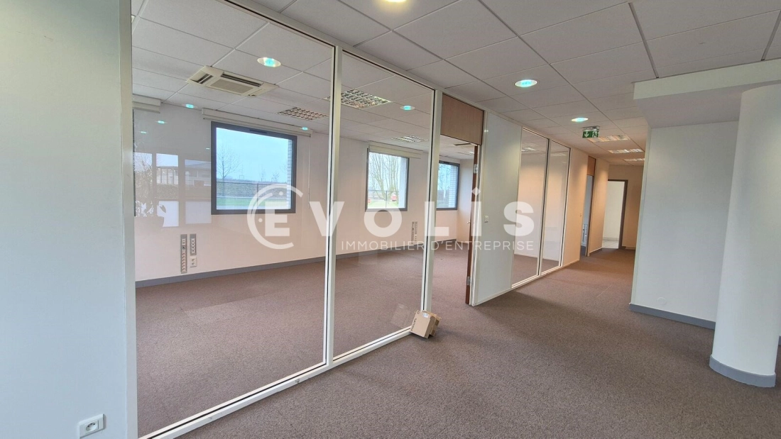 Photo 6 – location bureaux	MAGNY LE HONGRE (77700)