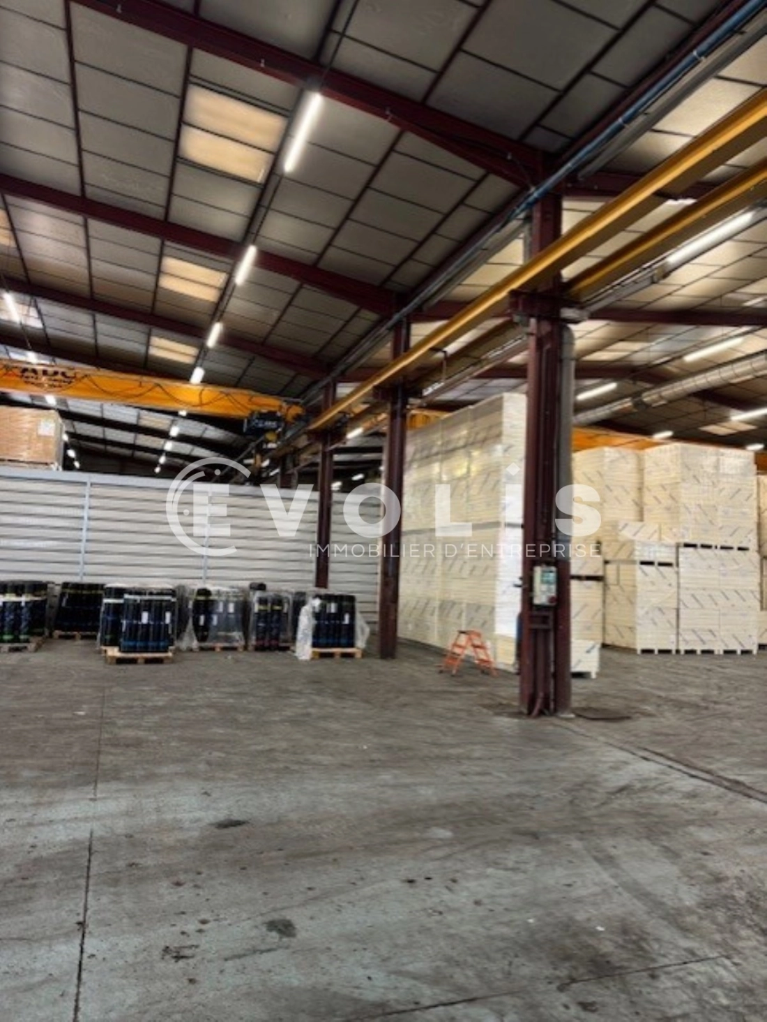 Photo 10 – location Entrepôts / activités	VAULX EN VELIN (69120)