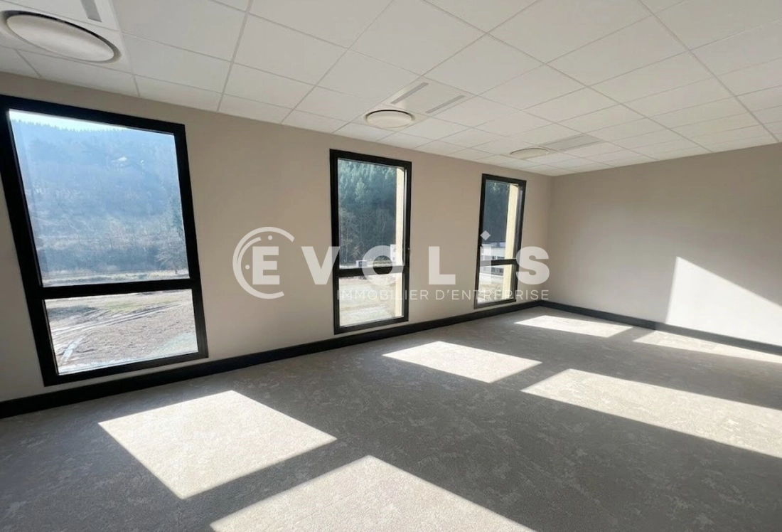 Photo 9 – location bureaux	TARARE (69170)