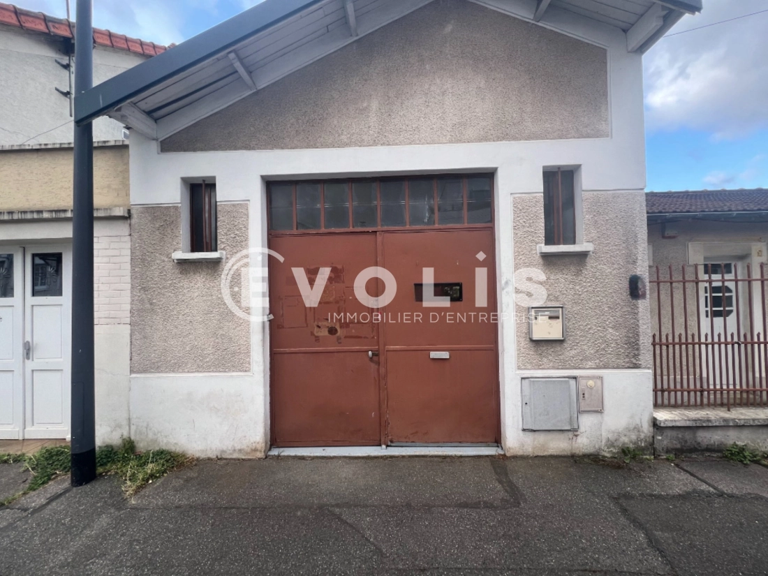 Photo 1 – vente Entrepôts / activités	MAISONS ALFORT (94700)