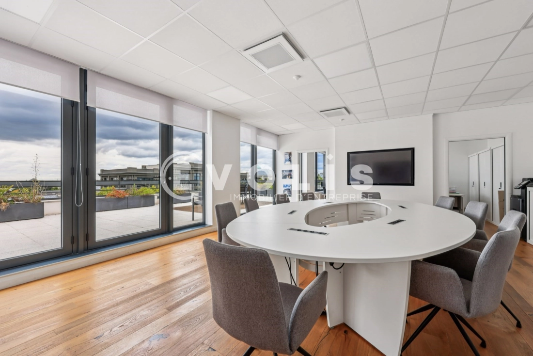 Photo 2 – location bureaux	CHESSY (77700)