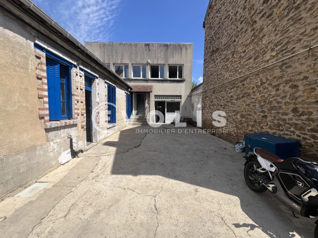 Photo 1 – vente Entrepôts / activités	CHAMPIGNY SUR MARNE (94500)