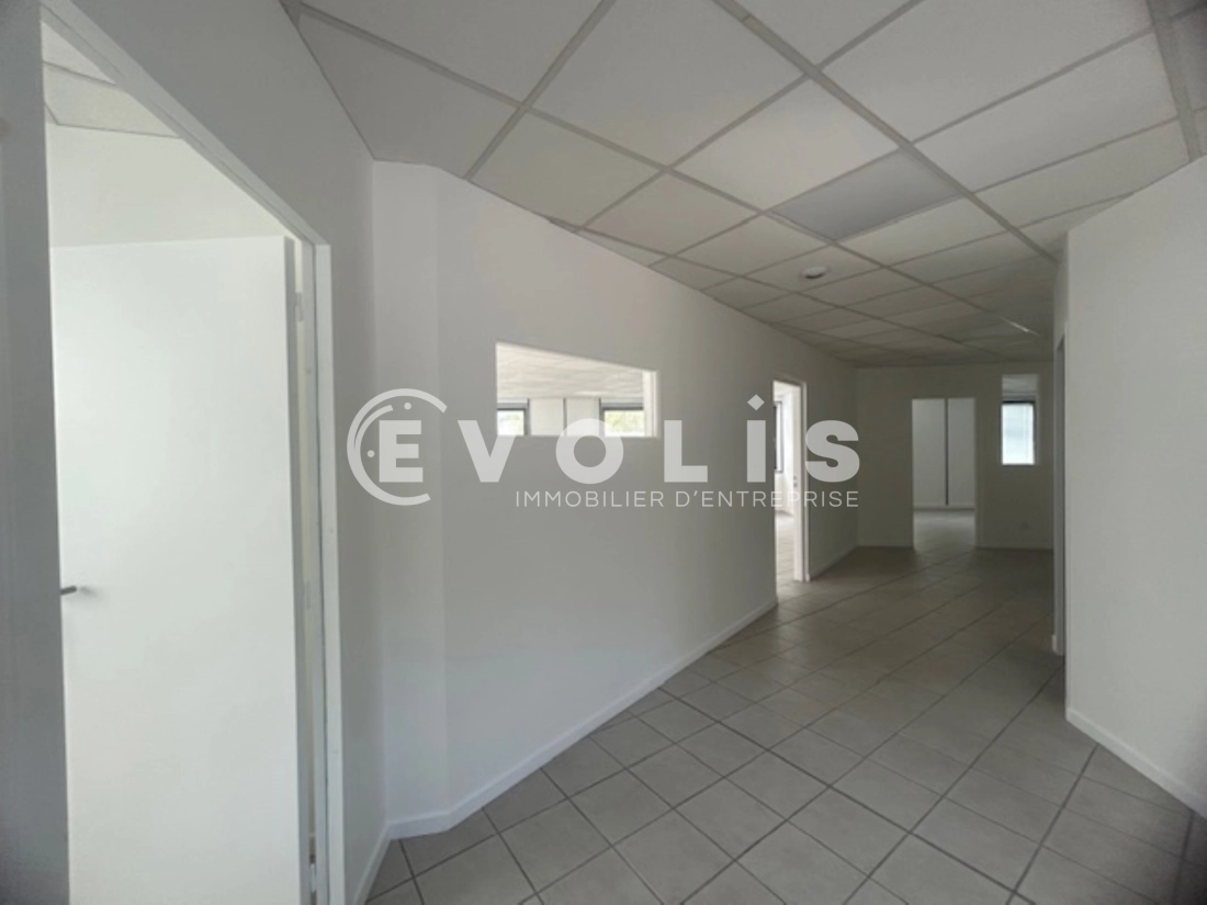Photo 2 – location bureaux	MONTBONNOT SAINT MARTIN (38330)
