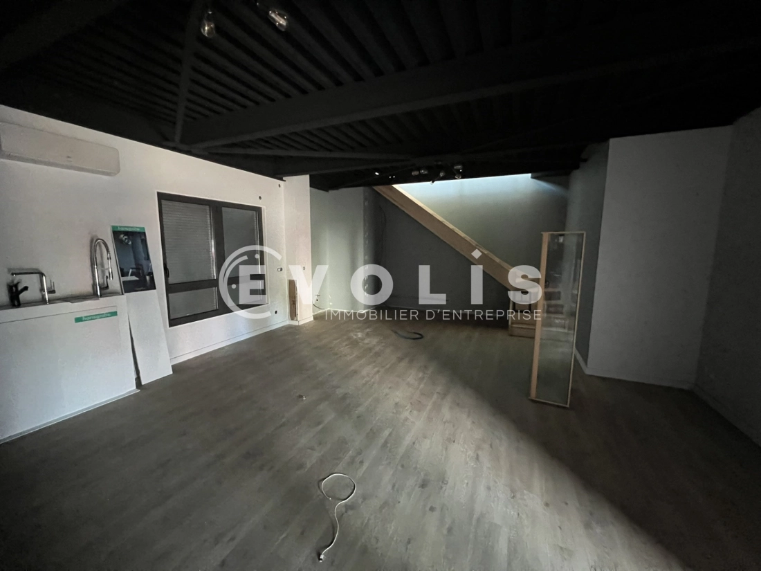 Photo 11 – location Entrepôts / activités	CORBAS (69960)