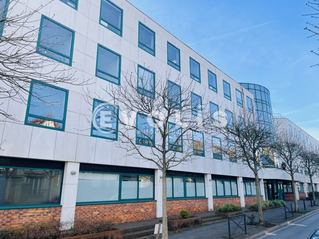 Photo 1 – location bureaux	MELUN (77000)