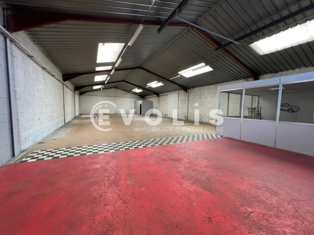 Photo 5 – location Entrepôts / activités	TREVOUX (01600)