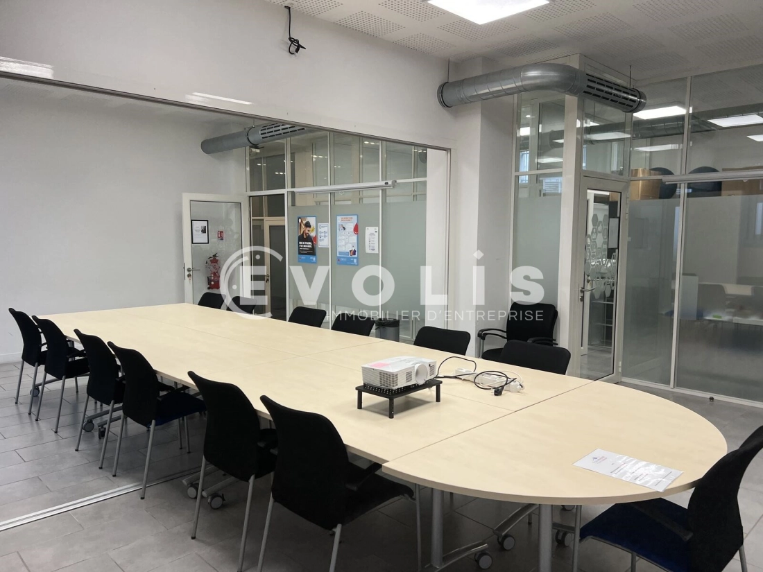 Photo 3 – location bureaux	PARIS (75019)