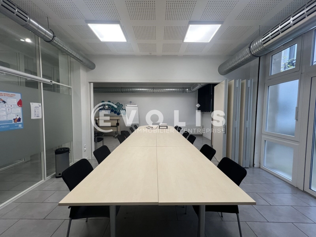 Photo 8 – location bureaux	PARIS (75019)