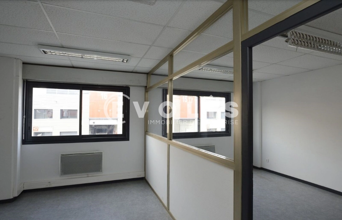 Photo 5 – location Entrepôts / activités	VILLEURBANNE (69100)