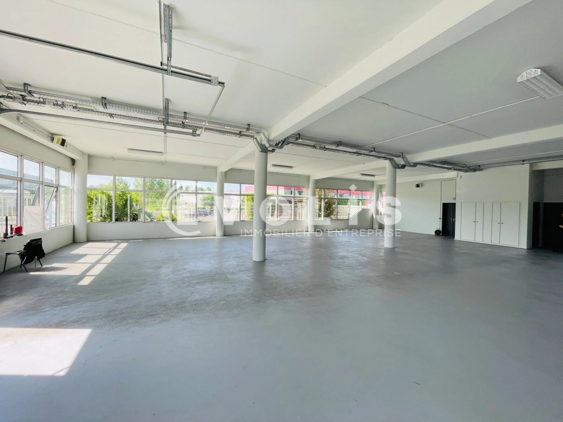 Photo 2 – location Entrepôts / activités	TIGERY (91250)