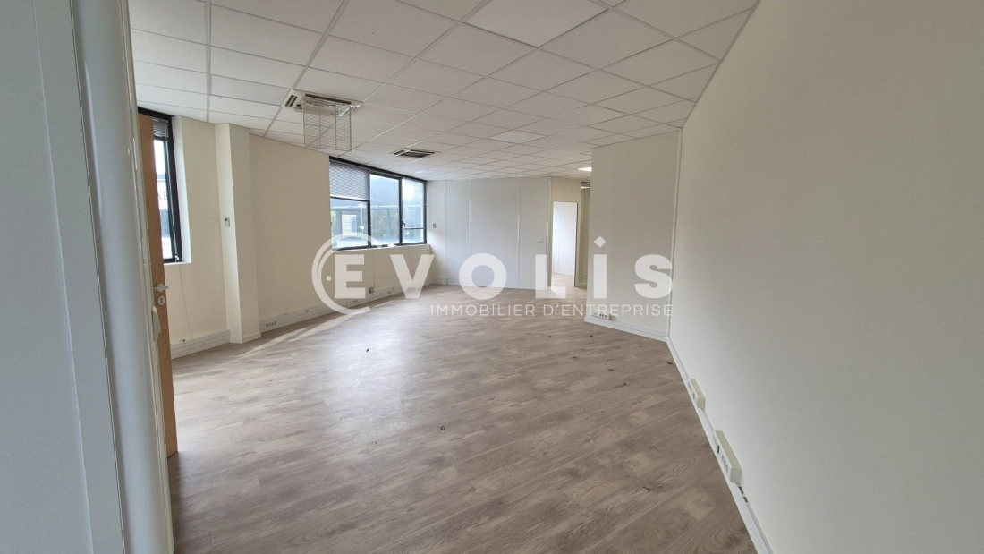 Photo 6 – location bureaux	MONTEVRAIN (77144)