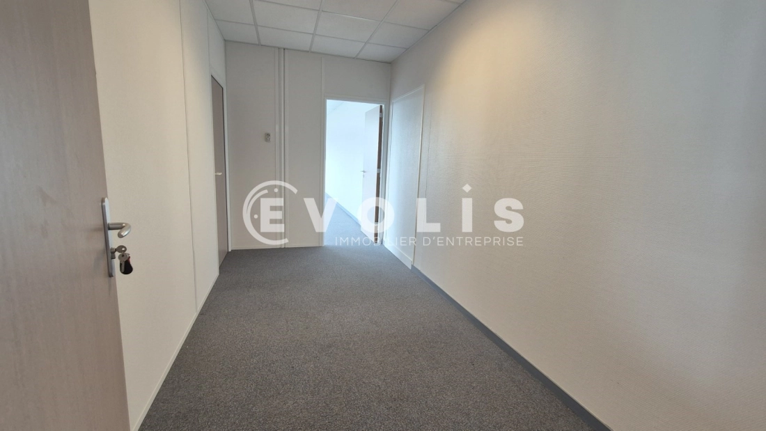 Photo 13 – location bureaux	MONTEVRAIN (77144)