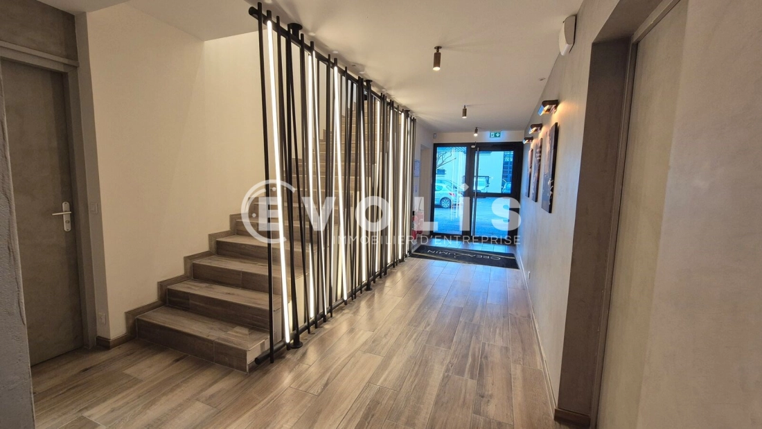 Photo 7 – location Entrepôts / activités	BAILLY ROMAINVILLIERS (77700)