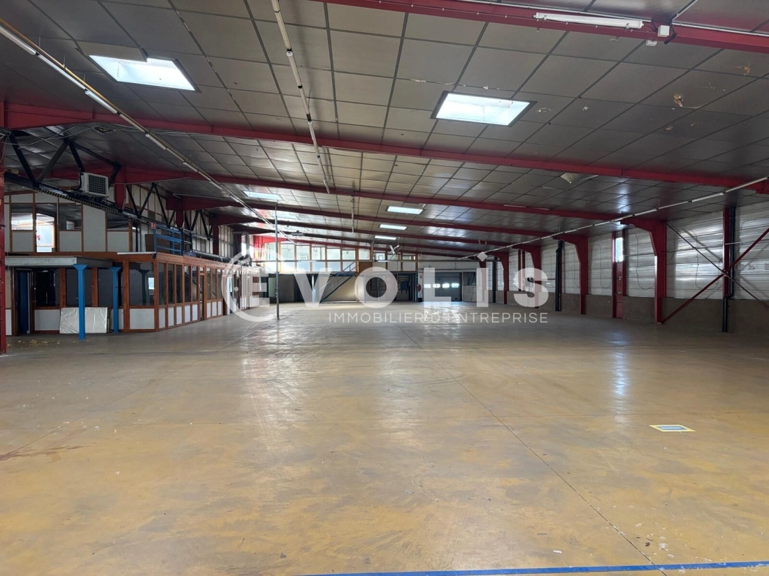 Photo 5 – vente Entrepôts / activités	RILLIEUX LA PAPE (69140)