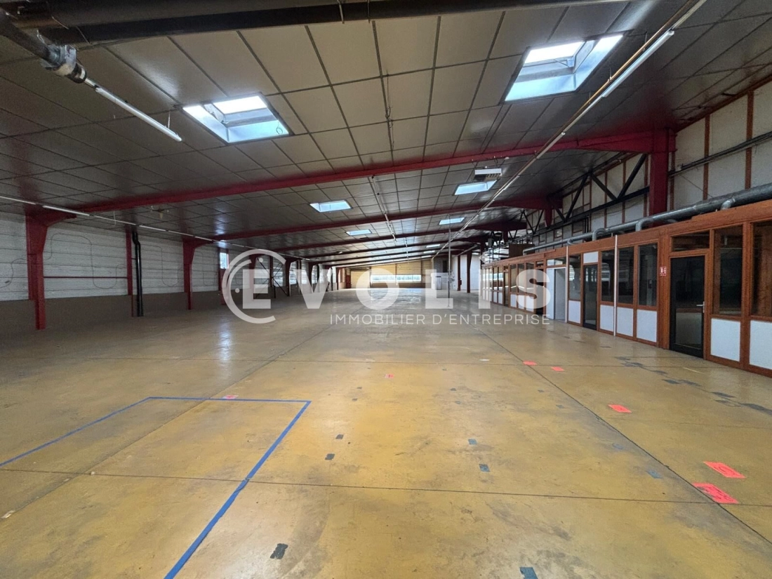 Photo 6 – vente Entrepôts / activités	RILLIEUX LA PAPE (69140)