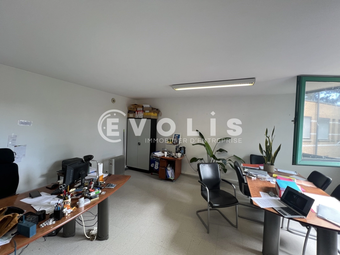 Photo 2 – vente bureaux	CHAMPS SUR MARNE (77420)