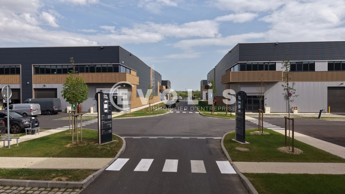 Photo 7 – location Entrepôts / activités	CHALIFERT (77144)